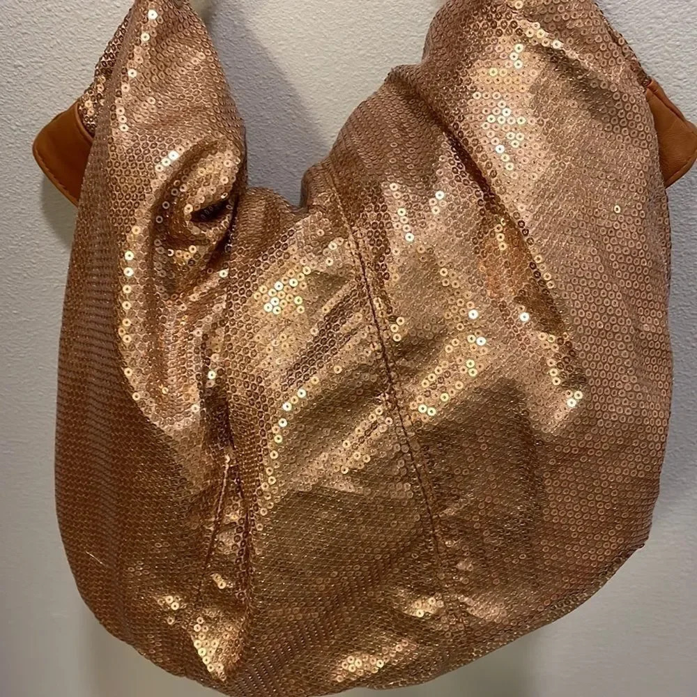 Murval Woman’s copper beaded handbag - Picture 10 of 14